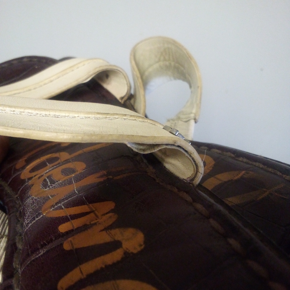 Sam Edelman Cream Slides Size 8M - Picture 14 of 15